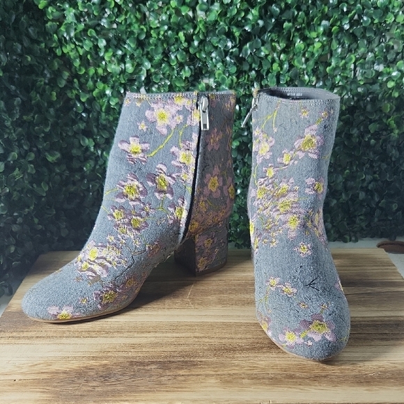 Zigi Soho Floral Embroidered Ankle Boots - Gray and Pink - Picture 2 of 11